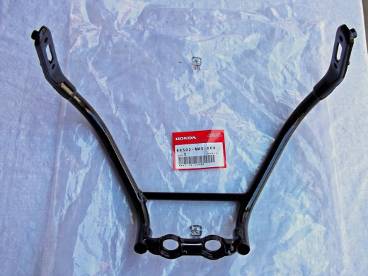 Verkleidungshalter &quote; B &quote; CBR900,64502MAS000
