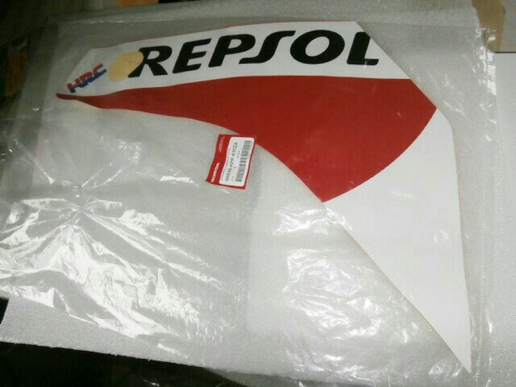 Dekor REPSOL Mitte links CBR125 REPSOL / JC50,86648KPP630ZA