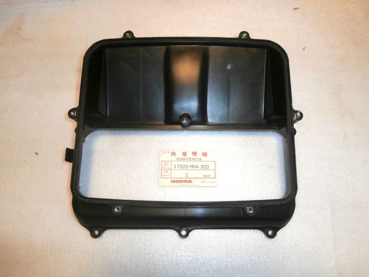 CBR500F / CBR600F Luftfiltergehäuse Unterteil,17220MN4300
