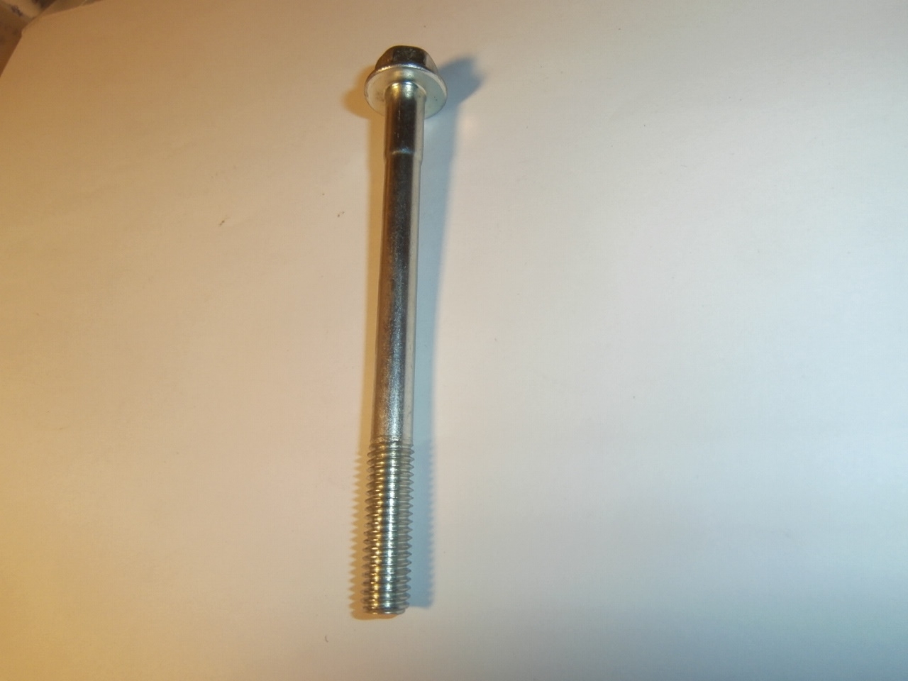CB250G / J,CB360G / J: schraube 8 x 97 für Motorgehäuse,90086369007