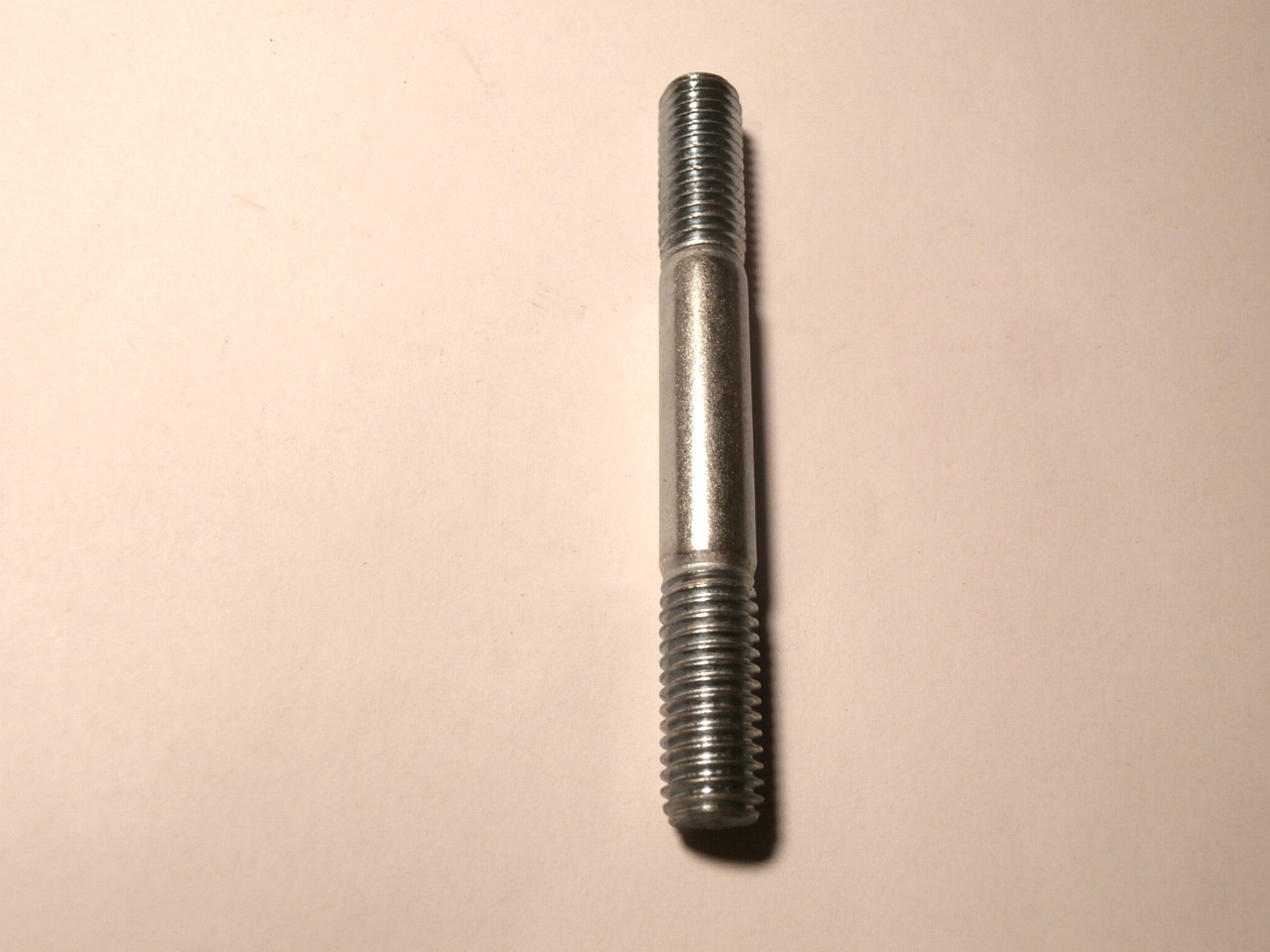 CR125 / 250R Stehbolzen Zylinderkopf 8 x 68,90031KA4000