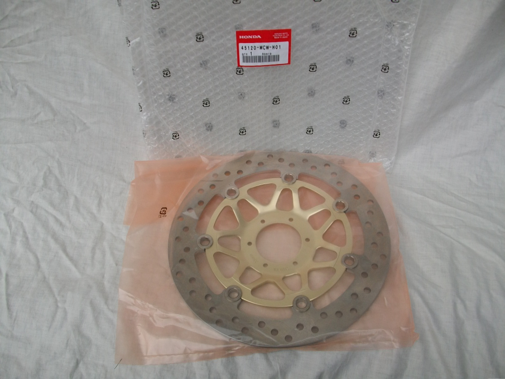 VFR800 Bremsscheibe rechts VFR800,Xl1000V,45120MCWH11